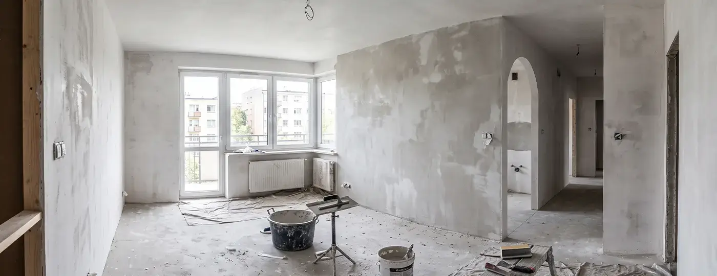 Wohnung mit gespachtelten Wänden.
